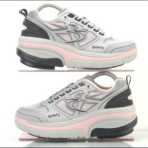 Gdefy Gravity Defyer Women’s size 8 US Grey Pink Walking Cushion Shoes